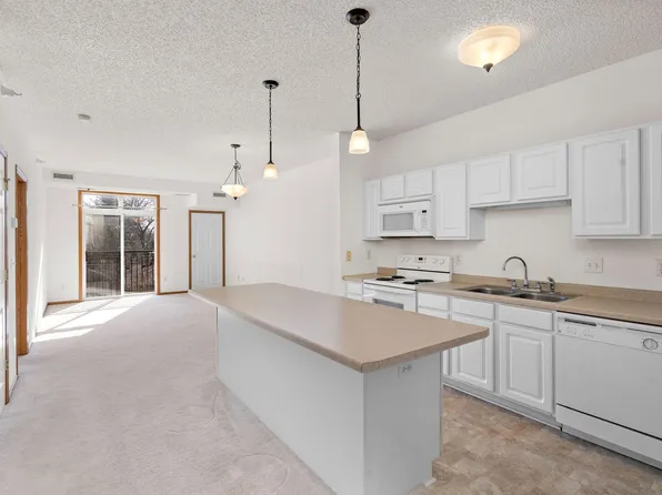 1776 Maryland Ave E #204, Saint Paul, MN 55106