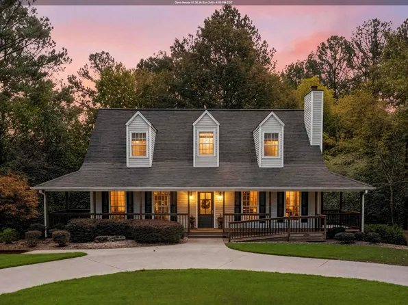 1 Dogwood Dr, Calera, AL 35040