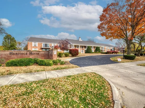 3001 Heritage Dr APT 203, Joliet, IL 60435
