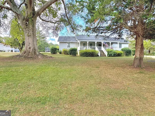 946 Hillcrest Rd, Hogansville, GA 30230