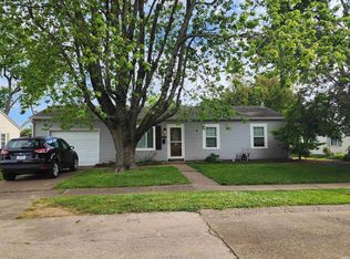 607 Greenleaf Dr, Evansville, IN 47710