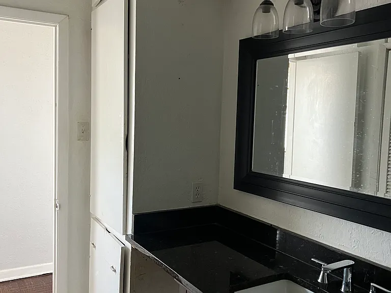 4616 Junius St — Photo 20
