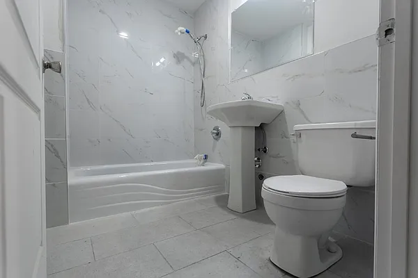 Rented by Dream Space Realty | media 12