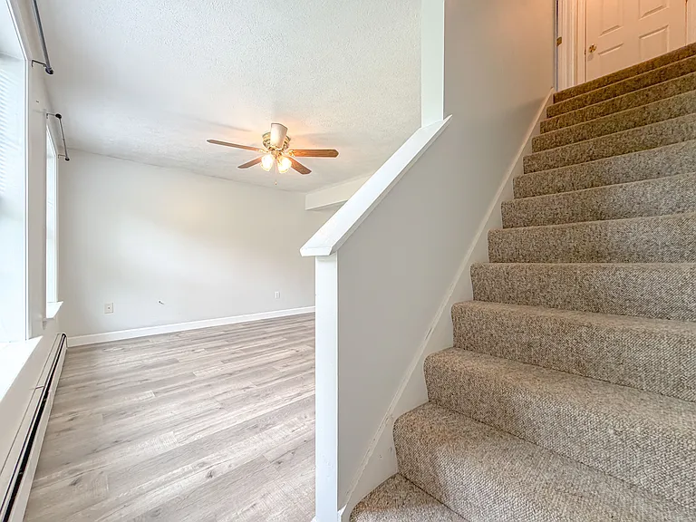 9 Dakota Dr — Photo 22