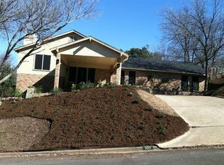 1133 Valley Ridge Dr, Woodway, TX 76712