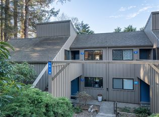 5801 NE Voyage Ave APT 5, Lincoln City, OR