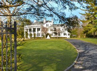 35 Old Westbury Rd, Old Westbury, NY 11568