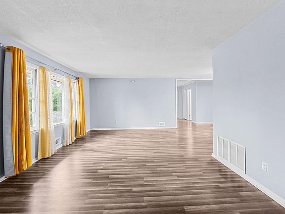 4th image of 2905 Rocky Creek Road