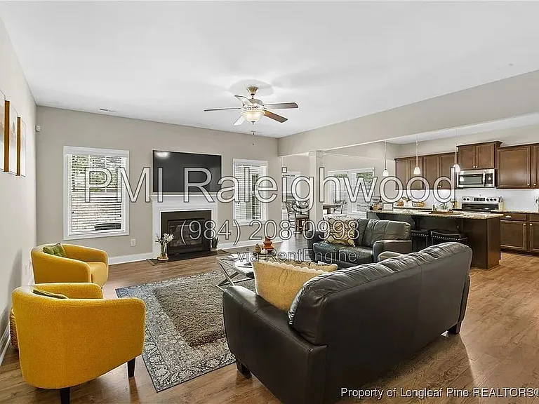1245 Whitney Dr — Photo 4