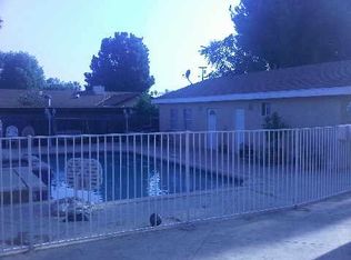 18624 Blythe St, Reseda, CA 91335