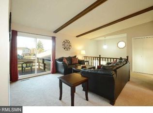 9615 Ximines Ln N, Maple Grove, MN 55369