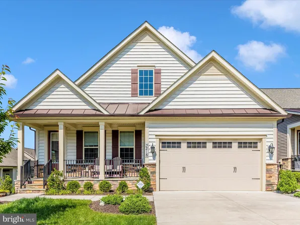 3218 Thornapple Dr, Frederick, MD 21704