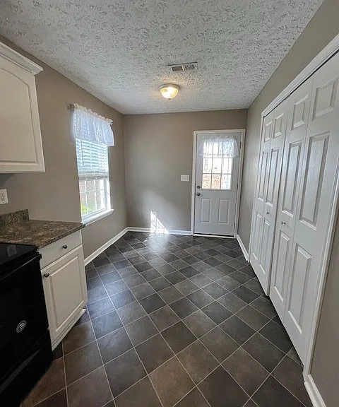 303 Weston Valley Dr — Photo 6