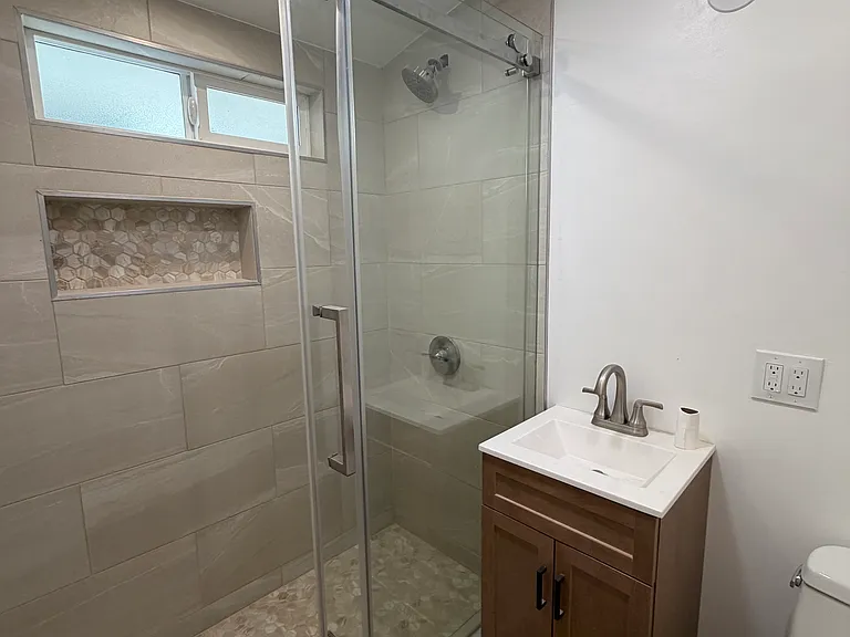 20315 Hamlin St #1 — Photo 8