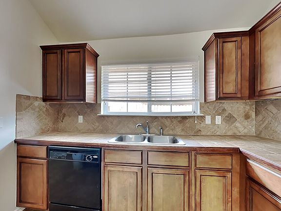 3rd image of 2165 Robin Ridge Ln