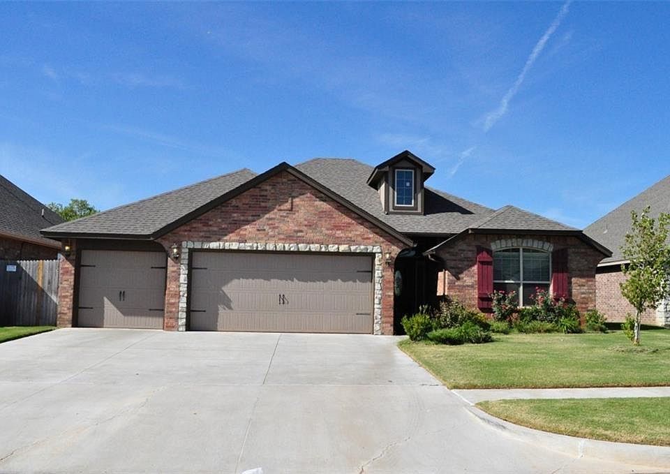 1st image of 3309 San Juan Trl