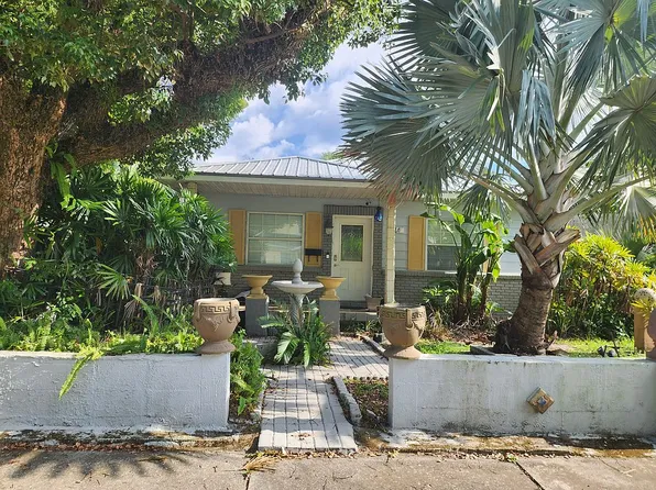 104 W Plymouth St, Tampa, FL 33603