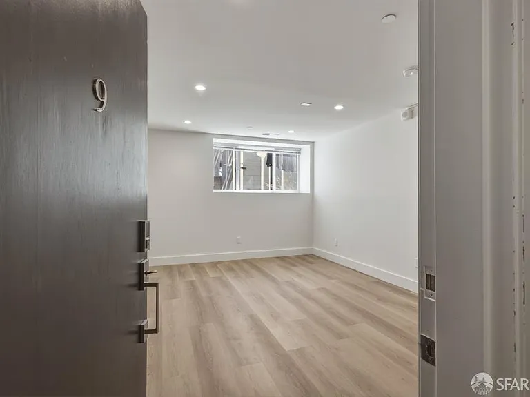 1700 19th Ave #9 — Photo 12