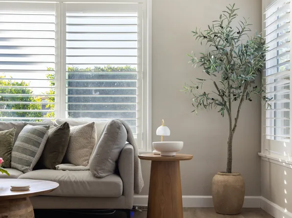 1546 Shepherd Dr, Duarte, CA 91010