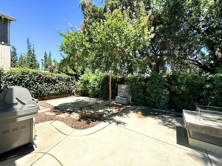 4578 Blue Oak Pl — Photo 24