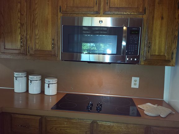 New cooktop/microwave