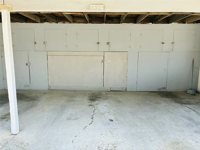 16982 Pacific Coast Hwy — Photo 14