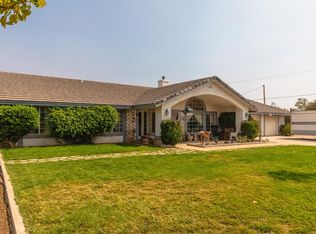 8155 Alta Mesa Rd, Hesperia, CA 92344