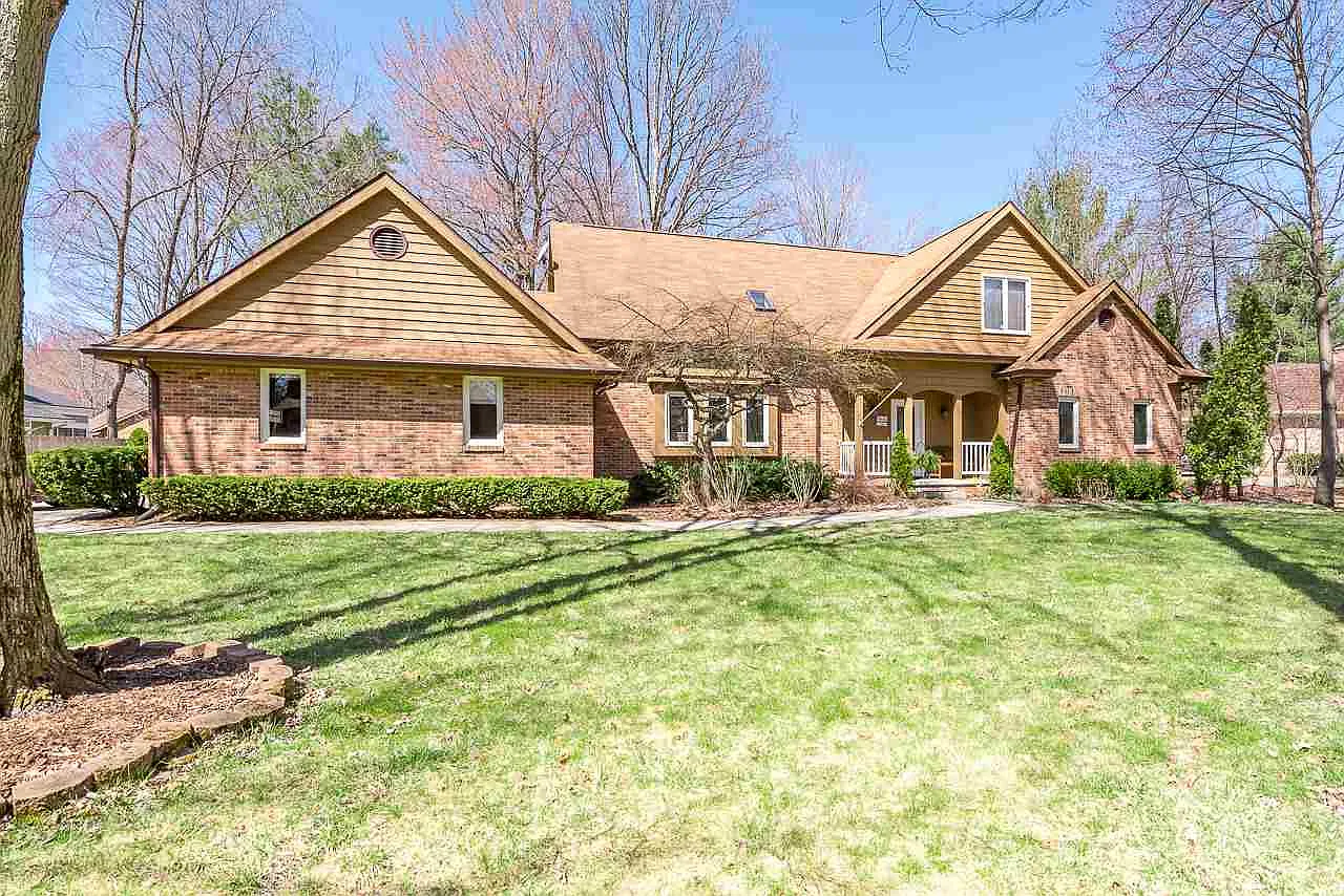 6107 Briarwood Ct photo 1