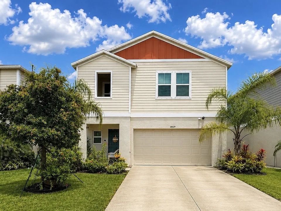 13029 Oak Hill Way