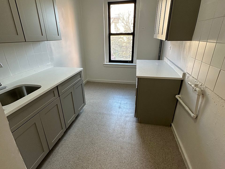 2nd image of 86-22 Dongan Ave #4X