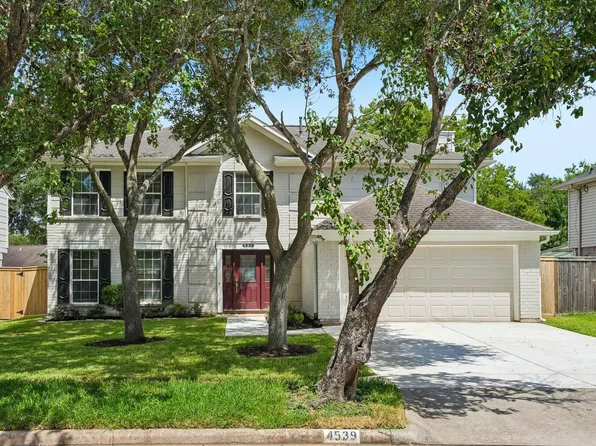 4539 Pioneer Trl, Sugar Land, TX 77479