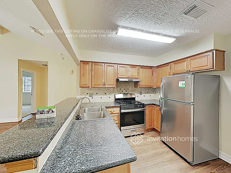 9422 Chartermoss Cir — Photo 6