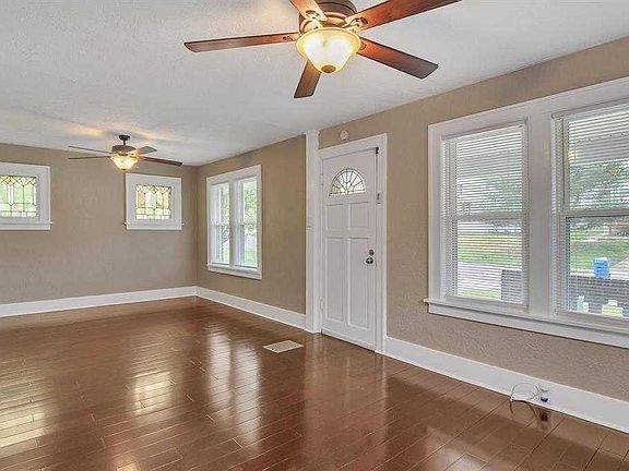 2nd image of 8924 Tudor Ave