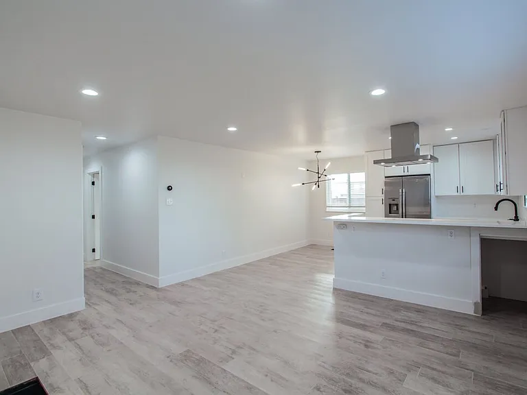 4407 Cole Ave — Photo 15