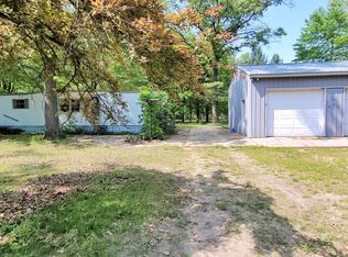 5350 Crystal Lake Rd, Holton, MI