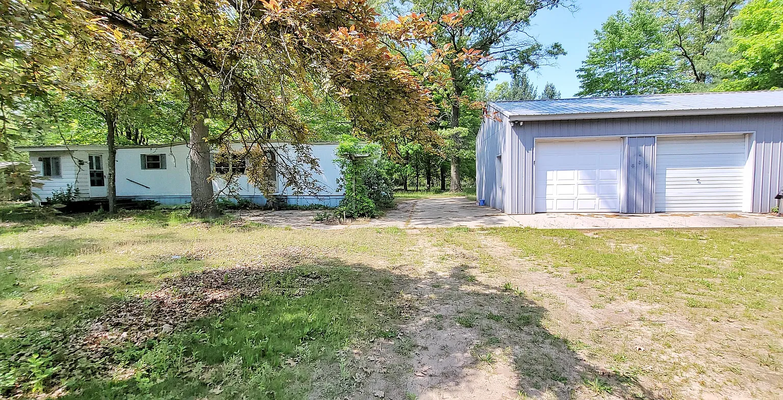 5350 Crystal Lake Rd photo 1