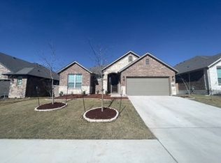511 Gamble Dr, Buda, TX 78610