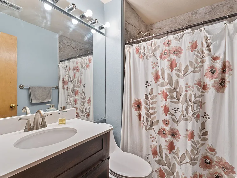 3490 Flying Horse Rd — Photo 23