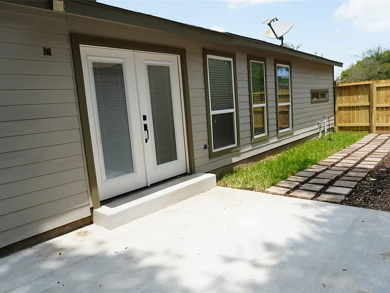 6419 Teal Run Dr — Photo 19