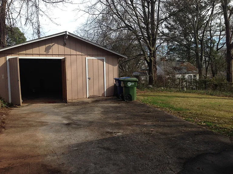 1572 Beatie Ave SW — Photo 19