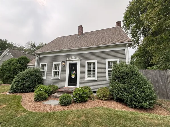 190 Mountain Ave, Pembroke, MA 02359