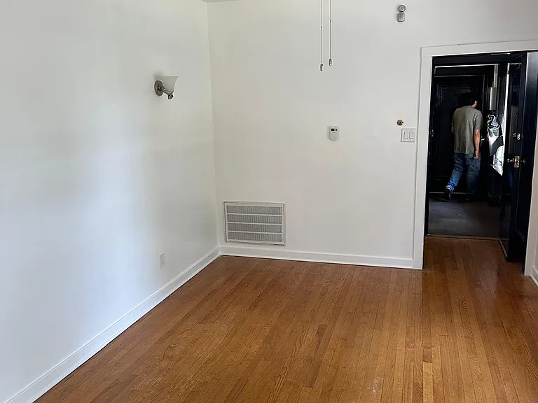 3248 W Berteau Ave #2 — Photo 3