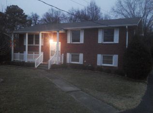 277 Bonnaspring Dr, Hermitage, TN 37076