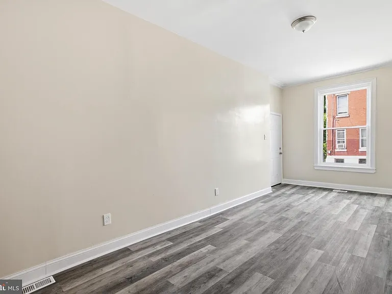 632 W Cumberland St #1 — Photo 3