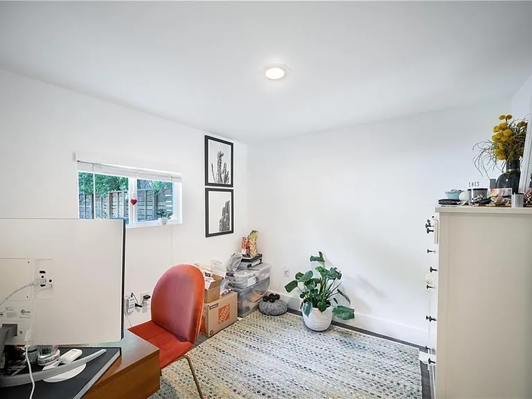 1119 Gunter St #B — Photo 7