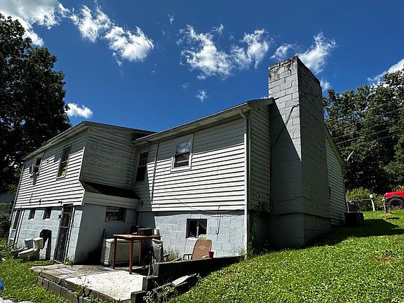 5th image of 283 Saddleshop Rd
