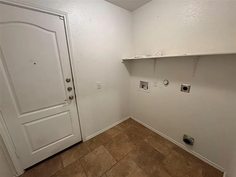 8901 Stambourne St — Photo 15