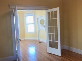 53 Robinson St APT 3, Dorchester, MA 02122