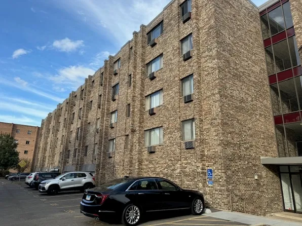 5306 N Cumberland Ave APT 224, Chicago, IL 60656