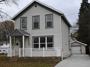 851 Elmore St, Green Bay, WI 54303